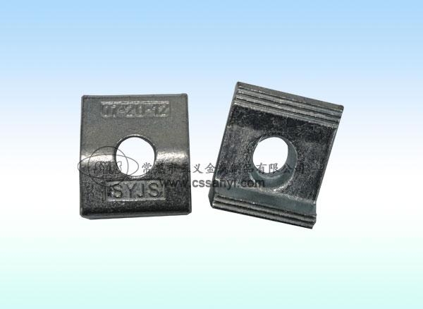 Railway buckle plate